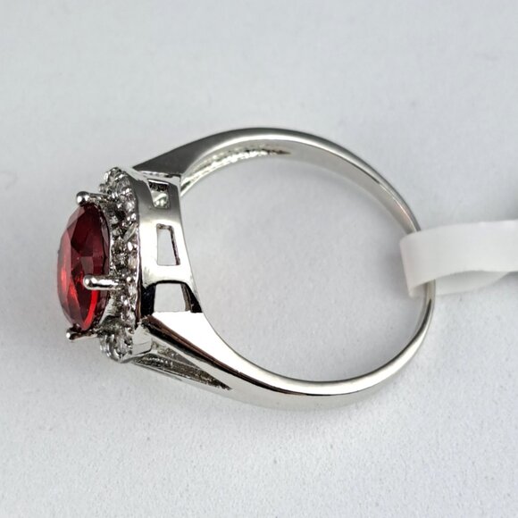 Beautiful 18K White Gold Filled Red Halo Ring - Picture 4 of 4